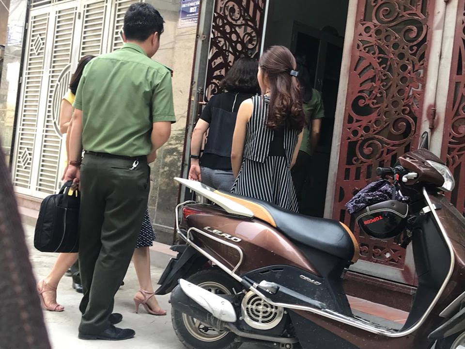Công an đến tận nhà làm việc với cô giáo chửi học viên “mặt người, óc lợn” - 1