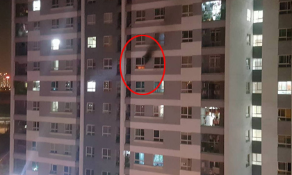 Cháy chung cư KĐT Tứ Hiệp, hàng trăm cư dân tháo chạy khỏi hiện trường
