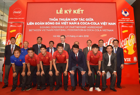 coca-cola-85-2-xahoi.com.vn-w580-h394