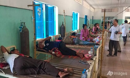 13 người chết, 200 người nhập viện nghi do uống nước nhiễm bẩn