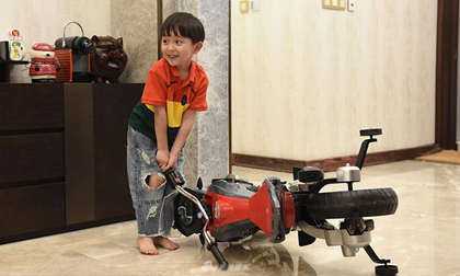 Sửa cách dạy con để không nuôi lớn đứa trẻ thích đổ lỗi: 'Tại cái xe nên con mới ngã'