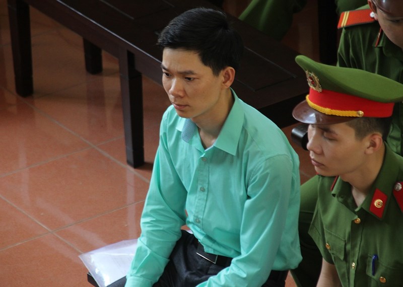 BS Hoàng Công Lương sử dụng 'quyền im lặng' vì không tin VKS - ảnh 2