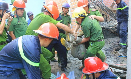 Sập trần bê tông làm hai người chết và nhiều người bị thương