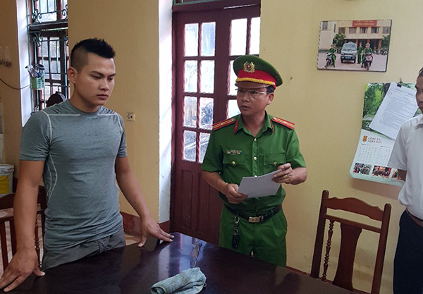 bat 1 nghi can vu chem chet 2 cha con o hung yen hinh anh 1