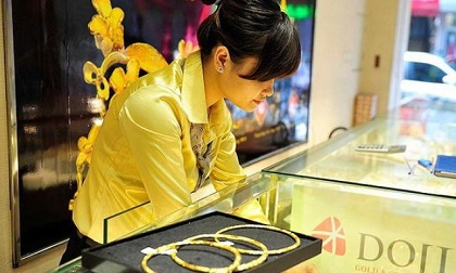 Giá vàng hôm nay 21/5: Chưa thấy giá lên, không dám vào tiền