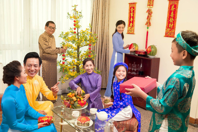 Vô tình đứng bên ngoài nhà vệ sinh ở bệnh viện, tôi chết sững khi phát hiện ra bộ mặt thật của chồng - Ảnh 1.