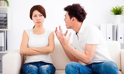 Nằng nặc lấy chồng Tây cho bằng được, giờ khổ sở cũng không dám kêu ai