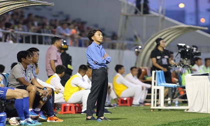 Rúng động V-League: 'Đốt' 150 tỷ, CLB TPHCM ngấp nghé... giải thể
