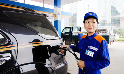 Hành trình lùi 1 bước tiến 4 bước của giá xăng từ đầu năm 2018