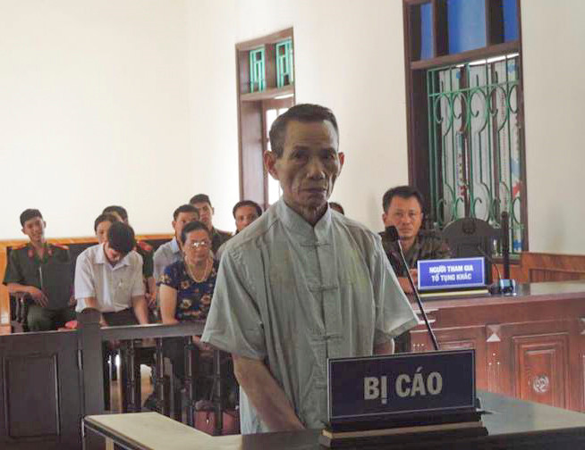 Ke hiep dam be gai 8 tuoi tai truong hoc linh 12 nam tu hinh anh 1