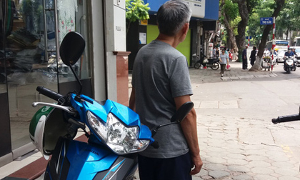 Người lái xe ôm bị nữ quái siết cổ để cướp ở Hà Nội: 'Tôi đã lường trước vì sợ bị bỏ thuốc mê'