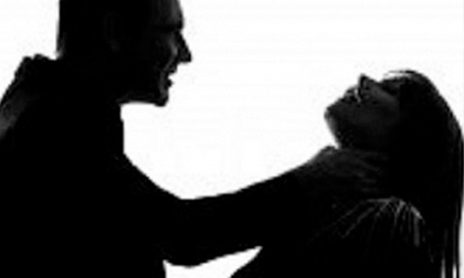 Ép vợ quan hệ rồi sát hại dã man
