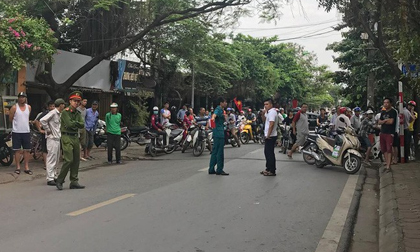 Xác định danh tính nam tài xế xe tải chạy lùi, cuốn xe máy vào gầm khiến 3 mẹ con tử vong