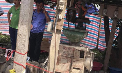 Vụ nổ máy xát 2 người chết: Bố đi nghiền bột về làm bánh sinh nhật cho con trai