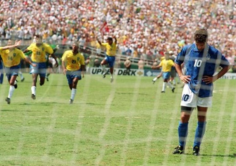 Ký ức World Cup: Bi kịch bất công của đuôi ngựa ‘thần thánh’ - ảnh 5