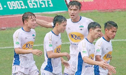 HAGL: Công Phượng, Xuân Trường đã 'chuyền', bầu Đức hãy 'dứt điểm'!