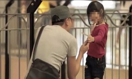 Phát hiện tội phạm bắt cóc trẻ em với thủ đoạn vờ bán quần áo rong lợi dụng cơ hội