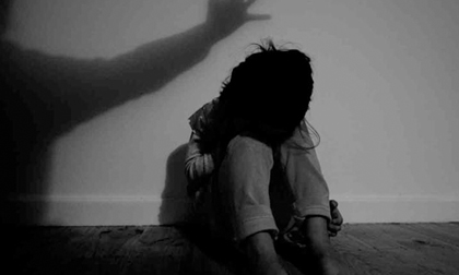Mù quáng nghe lời thả thính, dụ dỗ trên mạng, nữ sinh viên bị lừa vào 'động quỷ'