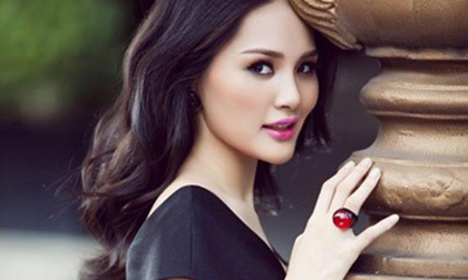 Cuộc sống của mỹ nhân Việt 7 lần thi hoa hậu, được vinh danh đẹp nhất châu Á giờ ra sao?