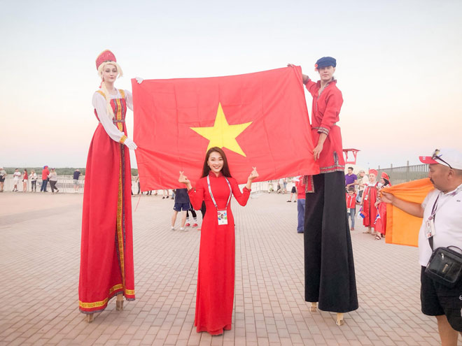 “Bạn gái tin đồn” Văn Đức U23 sang tận Nga xem World Cup - 6