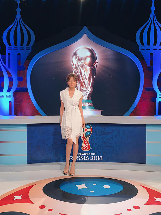 Hot girl mắng khách “vô duyên” gây xôn xao khi bình luận World Cup - 2