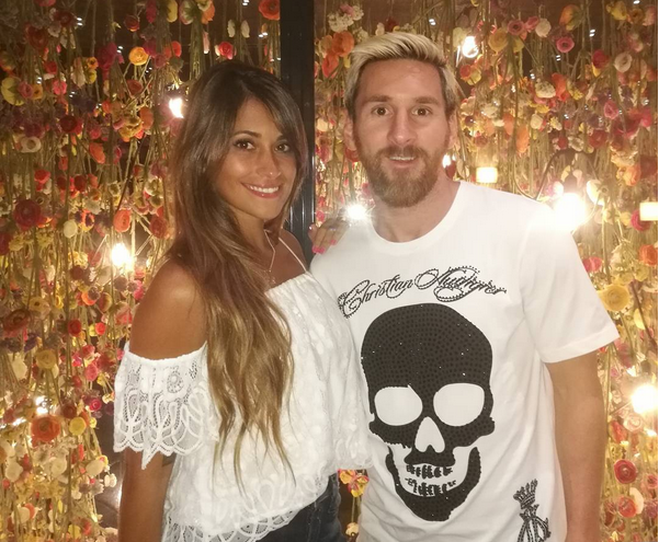 Lionel Messi - chàng cầu thủ biết yêu từ năm... 9 tuổi nhưng từ đó đến nay đã 22 năm chỉ chung thủy với duy nhất một người - Ảnh 6.