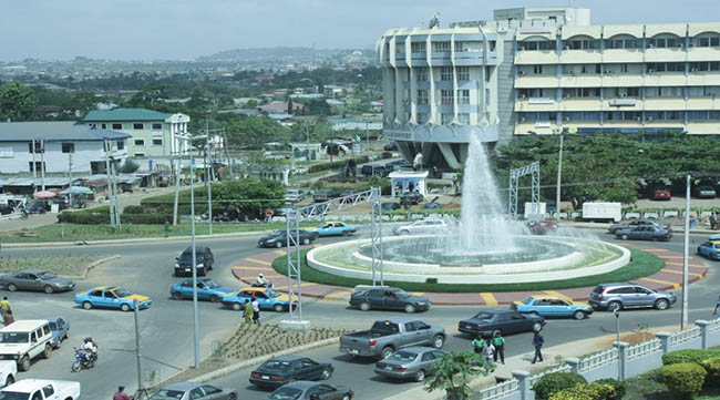Ngoài những chiến binh 