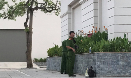 Nữ sinh Đại học Vinh rơi từ tầng 5 ký túc xá xuống đất