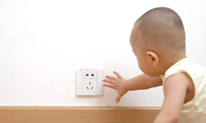 Bé gái tử vong vì nghẹt thở: Điểm mặt những vật dụng nhà nào cũng có dễ 'sát hại' trẻ