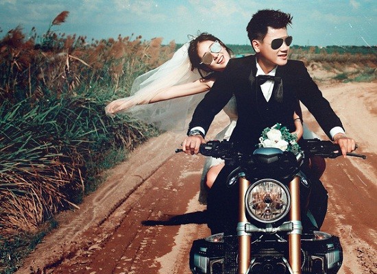 anh-cuoi-cua-cap-doi-dieu-ca-tinh-trang-lou-va-tung-son-1-550x400
