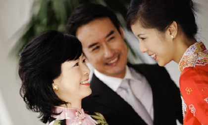 Trong khi nhà gái nườm nượp trao vàng cưới cho cô dâu thì bố mẹ chồng tôi ngồi im uống nước như chẳng biết gì
