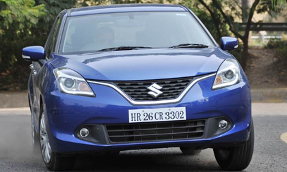 Xếp hàng chờ mua ô tô Suzuki giá 167 triệu