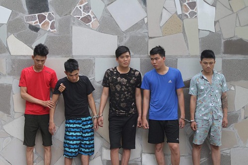 Dùng vàng giả đi lừa tiệm vàng ở nhiều tỉnh thành, nhóm đối tượng nhận kết đắng - 1