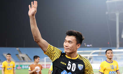 Bùi Tiến Dũng sang Nga trao giải cầu thủ hay nhất bán kết World Cup