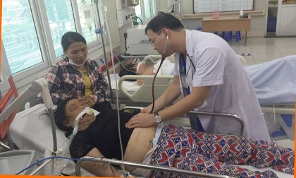 Hà Nội: Người phụ nữ đột quỵ do nằm ngủ điều hoà không đúng cách