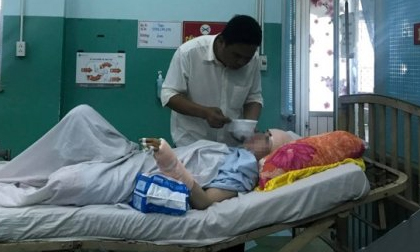 Cô gái bị bắn tại phòng trọ ở Sài Gòn: 'Tôi đã quỳ lạy xin tha mạng nhưng không được'
