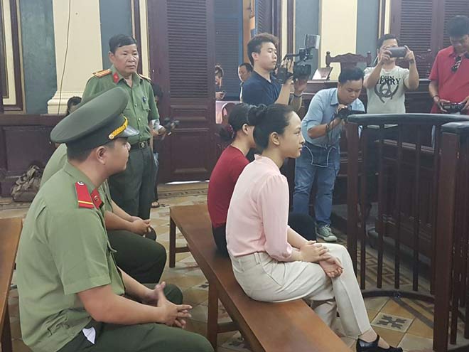 Không khởi tố vụ án 'thông cung vụ Nga - Mỹ' - 1