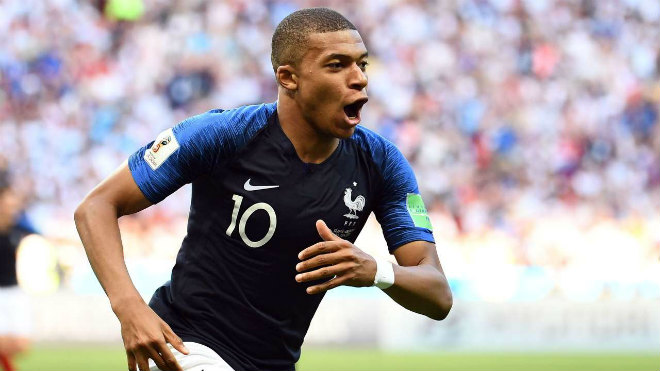 “Quả bóng Vàng” World Cup: Tứ đại anh hùng tranh bá, SAO nào sáng cửa nhất? - 2