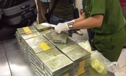 Triệt phá đường dây gần 200 bánh heroin