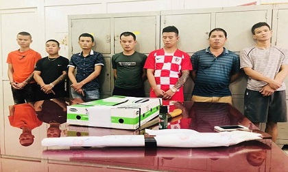 Thanh Hóa: Ném chất bẩn vào nhà, bắn một người bị thương khi đi đòi nợ