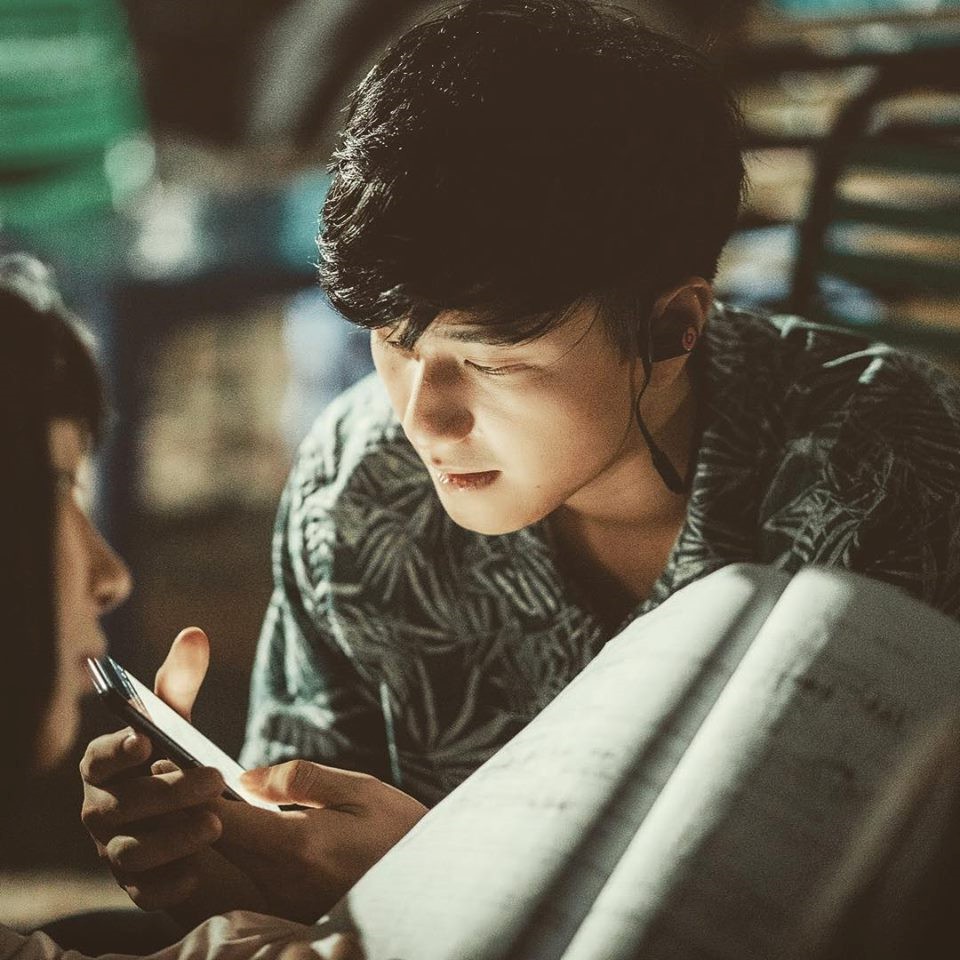 Hơn 1 năm đường tình đôi ngả, Hoàng Oanh đỏ bạc còn Huỳnh Anh đen bạc đen cả tình - Ảnh 6.