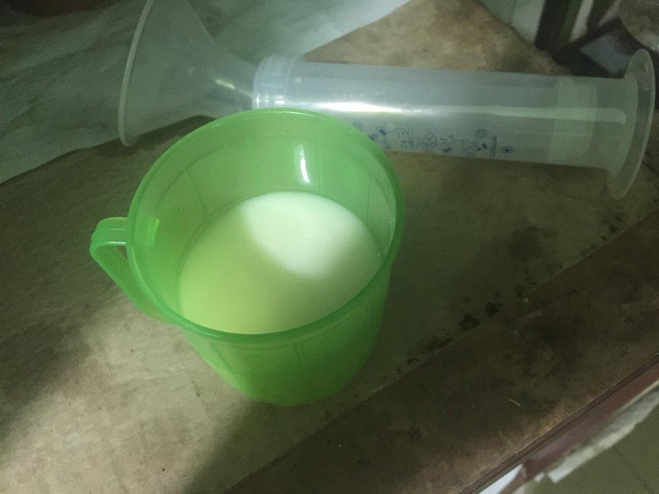 Bé 4 tháng tuổi tử vong ở Sơn La: Đêm nằm vợ tôi liên tục khua tay sang 2 bên tìm con - Ảnh 2.