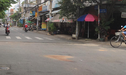 Hai tên cướp khóc như mưa khi nghe điều tra viên báo tin 'sét đánh'