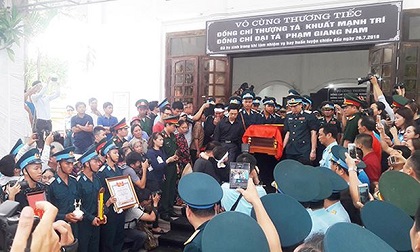 Xúc động lễ truy điệu, tiễn đưa hai phi công liệt sỹ về với đất mẹ