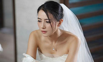 Lấy được chồng đại gia nhưng vị khách không mời trong đám cưới khiến tôi ám ảnh