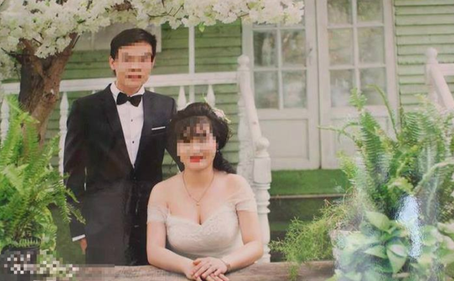 Giây phút cô dâu nhận tin dữ chú rể và 12 người nhà trai tử nạn: Rơi nước mắt rạp cưới không người Giây phút cô dâu nhận tin dữ chú rể và 12 người nhà trai tử nạn: Rơi nước mắt rạp cưới không người