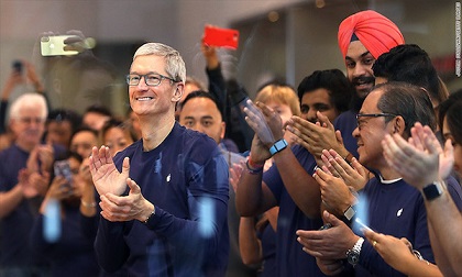 NÓNG: Apple chính thức đạt giá trị 1.000.000.000.000 đô la Mỹ