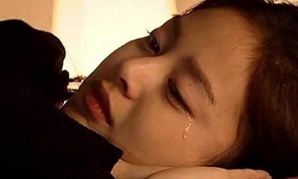 Chồng nằm viện, vợ bất ngờ phát hiện ra bí mật được giấu kín lâu nay