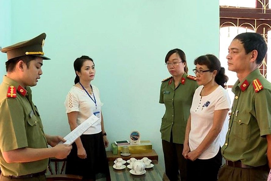 Vụ phù phép điểm thi ở Sơn La: Vì sao Phó Giám đốc Sở GDĐT không bị tạm giam?