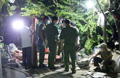 Lời khai rợn người của nghi phạm sát hại bé gái 10 tuổi, giấu xác dưới chậu cảnh Lời khai rợn người của nghi phạm sát hại bé gái 10 tuổi, giấu xác dưới chậu cảnh